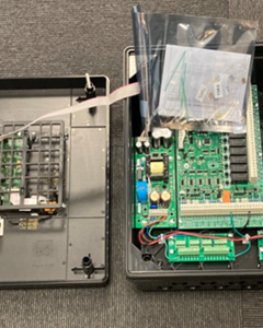 Standard Box 10" HW3 without software